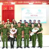 Phụ nữ Công an xã Hỏa Lựu với phong trào thi đua “Ba nhất”