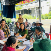 Phương Bình ra quân cao điểm phát triển công dân số quyết tâm  “Đi từng ngõ, gõ từng nhà, hướng dẫn từng người dân”