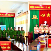 Công an xã Vĩnh Viễn họp mặt và sinh hoạt chính trị nhân Ngày Phụ nữ Việt Nam 20/10