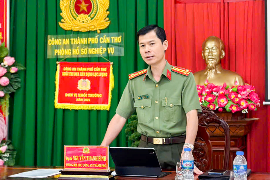 Bảo đảm an ninh trật tự  và nâng cao chất lượng công tác hồ sơ phục vụ Nhân dân