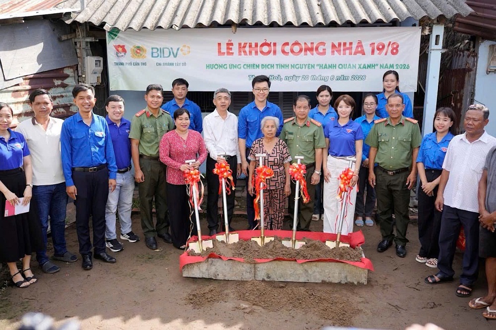 Tuổi trẻ Công an thành phố Cần Thơ: Lan tỏa màu áo xanh tình nguyện trong Chiến dịch “Hành quân xanh” 2026