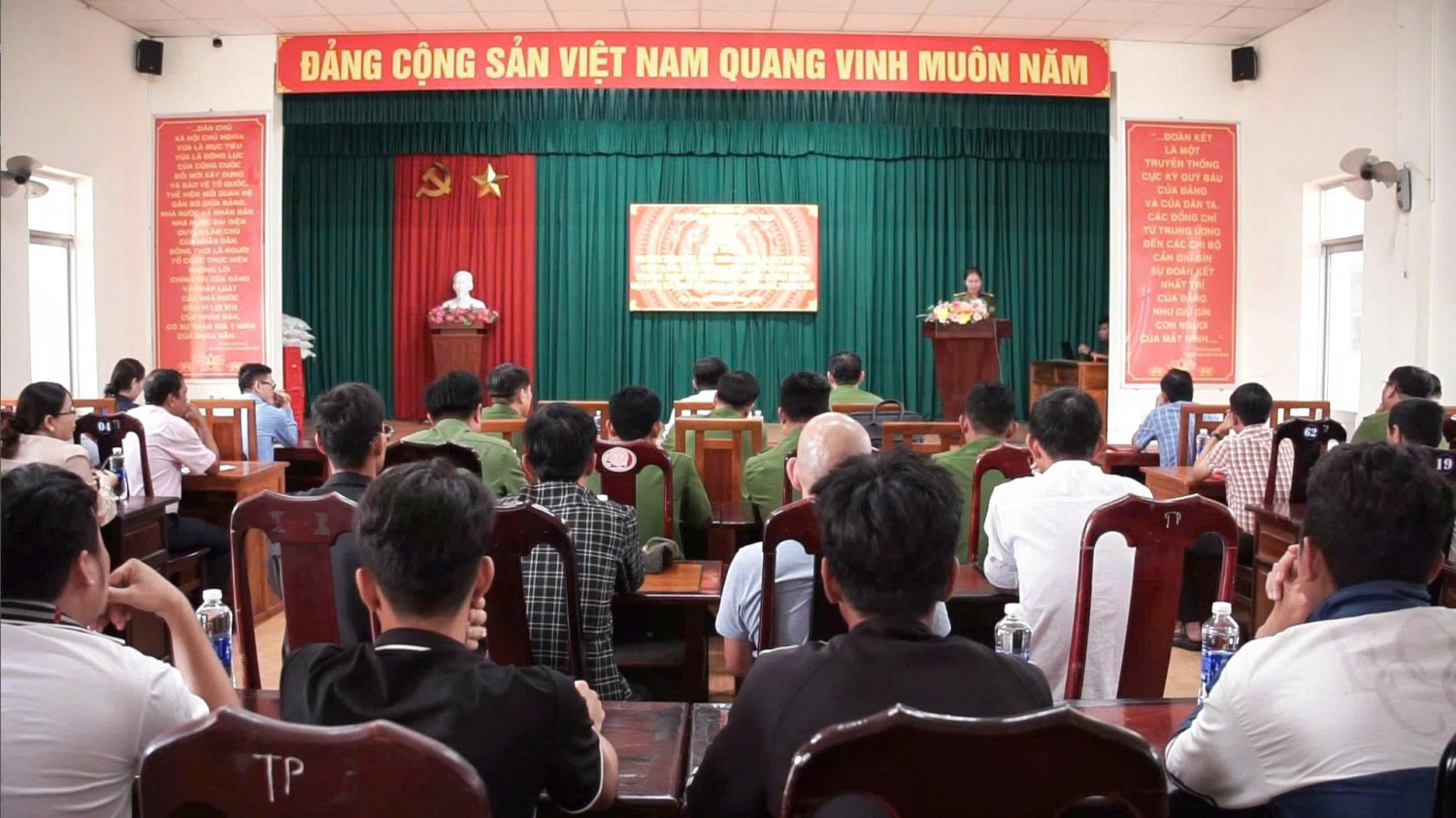 Quang Cảnh hội nghị.