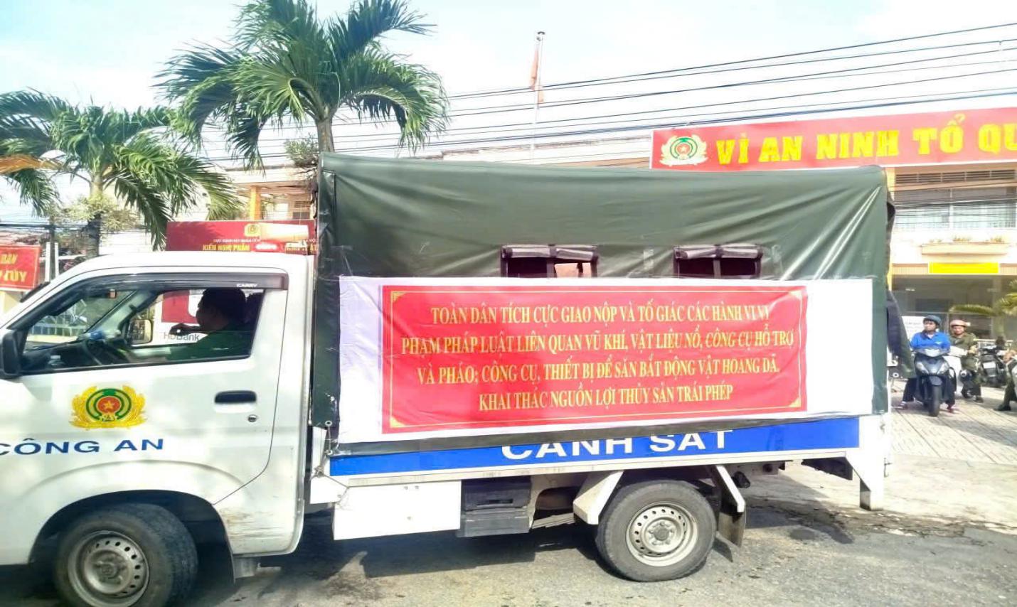 Công an xã Tân Phước Hưng tổ chức lễ phát động “Hưởng ứng Ngày hội toàn dân giao nộp vũ khí, vật liệu nổ, công cụ hỗ trợ; Ngày toàn dân phòng cháy, chữa cháy 4/10 và Tháng an toàn phòng cháy, chữa cháy năm 2026”