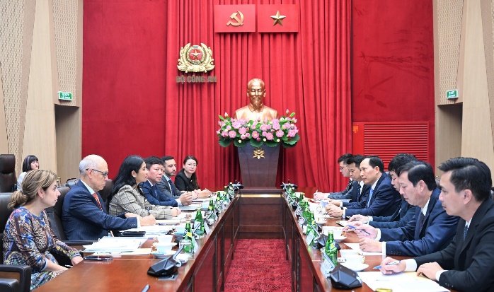 Quang cảnh buổi tiếp.