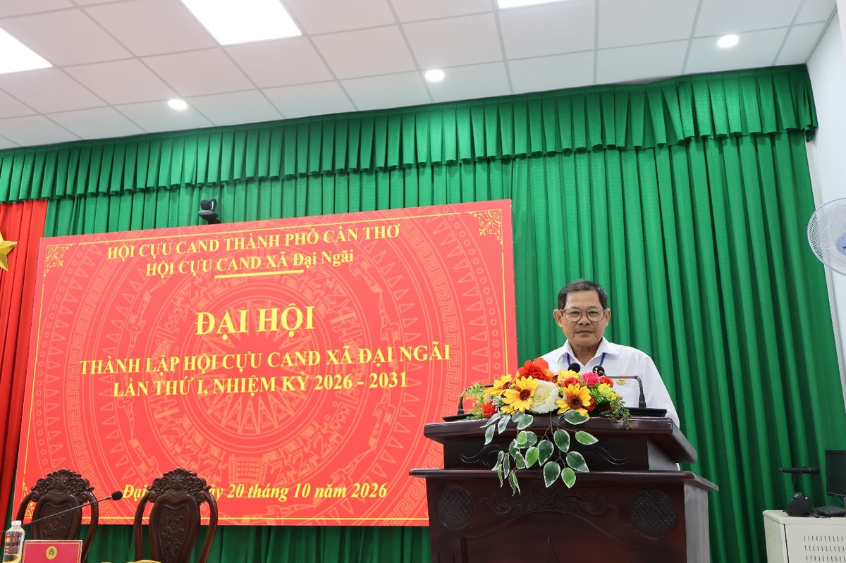 Đồng chí Trần Văn Hoà, Chủ tịch Hội Cựu CAND xã Đại Ngãi tiếp thu các ý kiến chỉ đạo tại Đại hội.