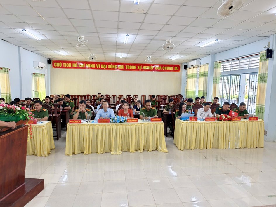 Đại biểu tham dự hội nghị