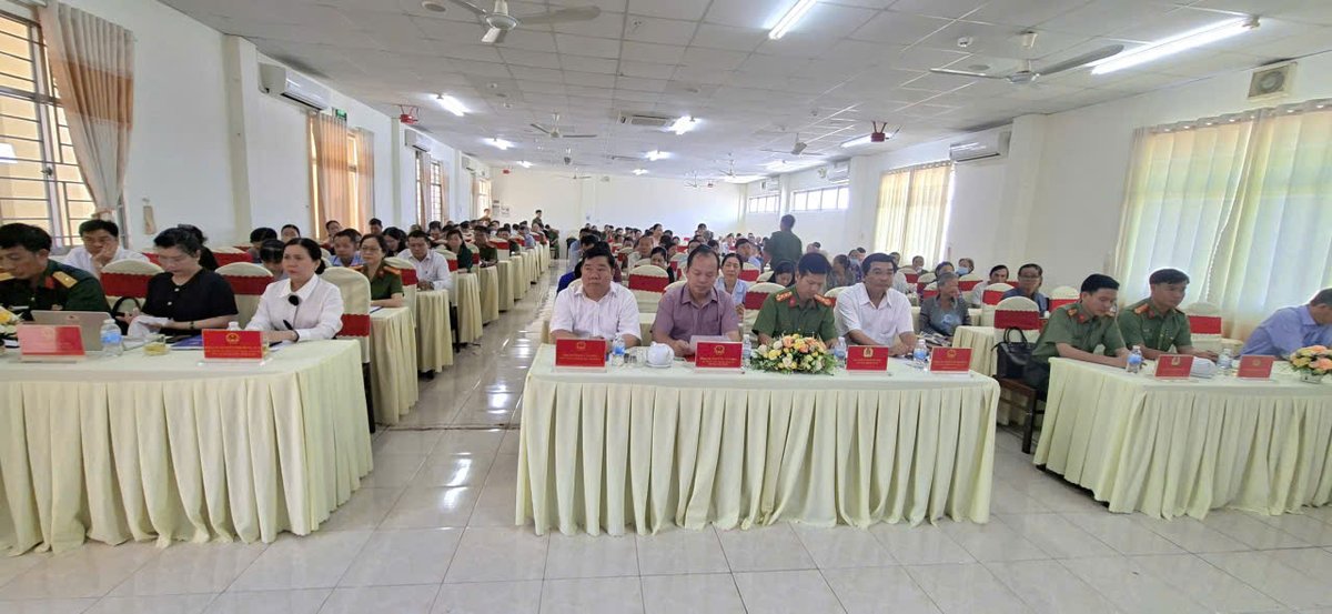 Quang cảnh Hội nghị “Công an phường Ninh Kiều lắng nghe ý kiến của Nhân dân”