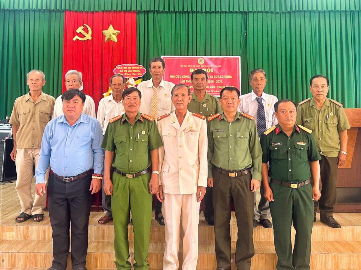 Ban chấp hành Hội Cựu CAND xã Cù Lao Dung lần thứ I, nhiệm kỳ 2026 - 2031 ra mắt Đại hội.