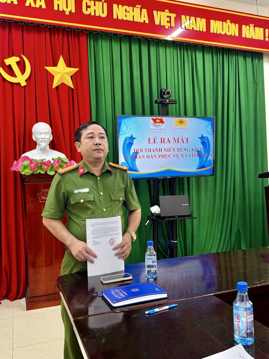 Đồng chí Hoàng Thanh Tuấn, Bí thư Đảng ủy, Trưởng Công an xã Vĩnh Viễn phát biểu chỉ đạo.